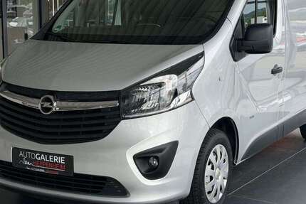 Opel Vivaro 150.000 km 9.900 &euro; Heppenheim 64646