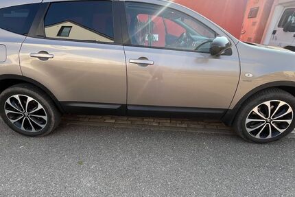 Nissan Qashqai 187.000 km 6.999 &euro; Stutensee 76297
