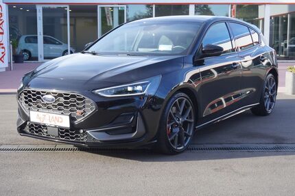 Ford Focus 40.493 km 30.950 &euro; Hoppegarten OT Hönow 15366