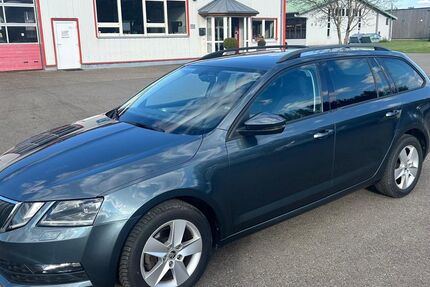 Skoda Octavia 52.000 km 17.880 &euro; Geisingen 78187