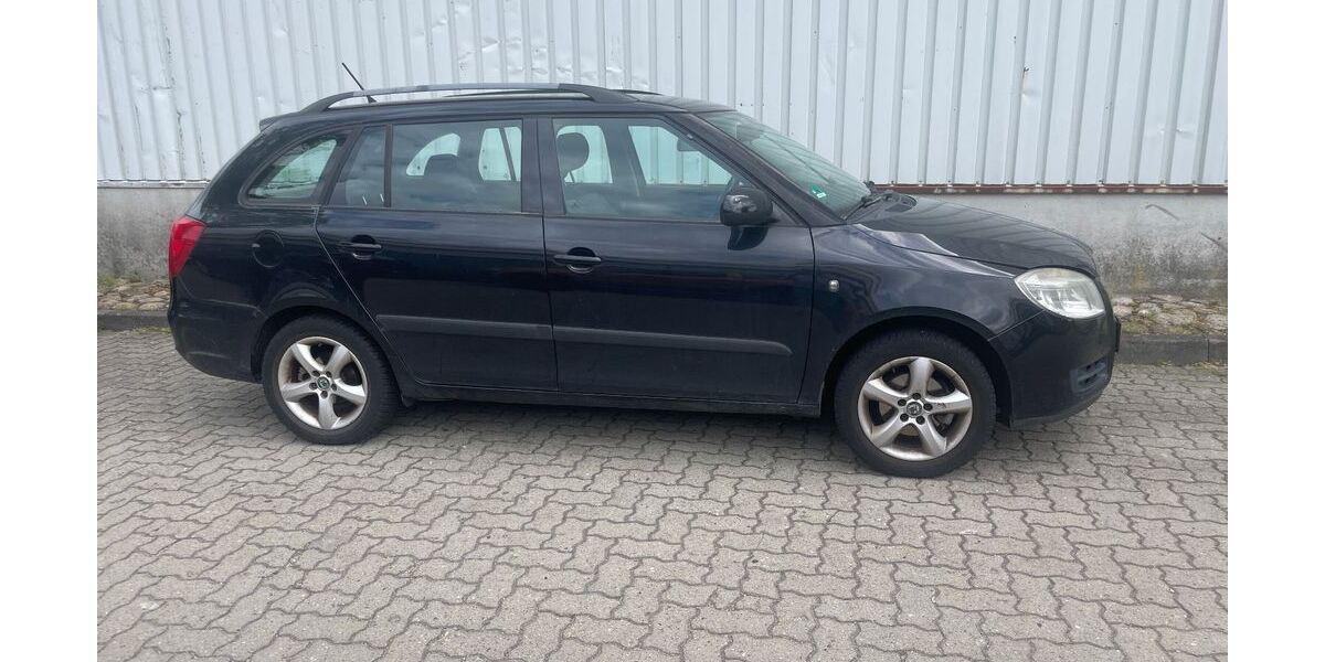Skoda Fabia 223.000 km 1.150 &euro; Kiel 24113