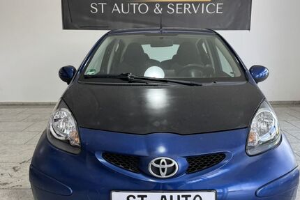 Toyota Aygo (X) 170.451 km 2.900 &euro; Köln 51107