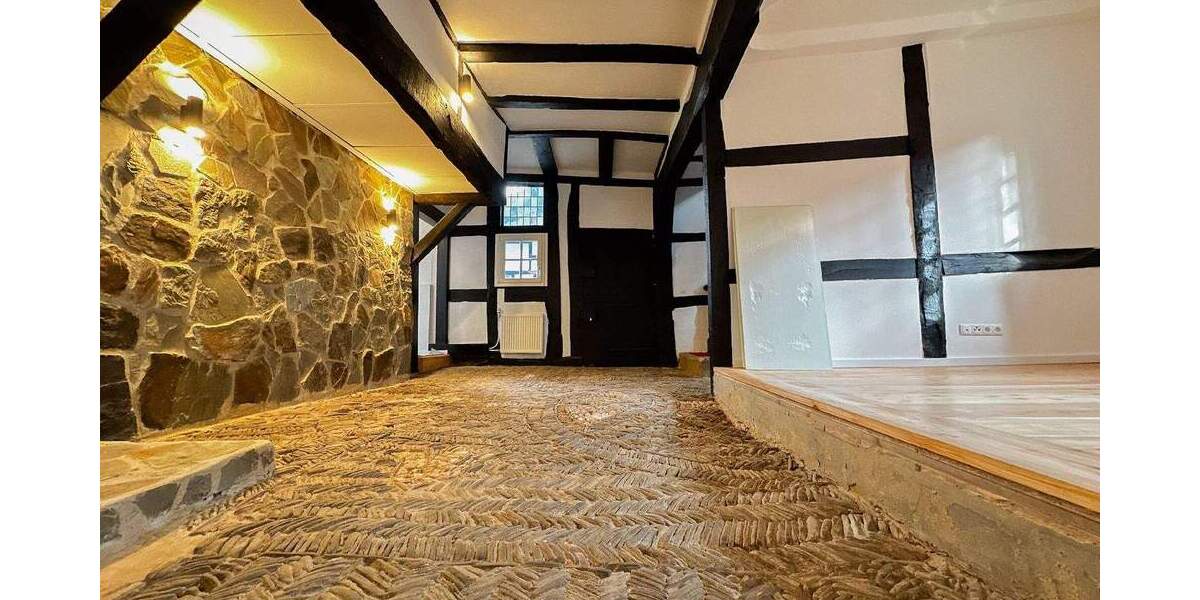 Einfamilienhaus Euskirchen Flamersheim - 7 Zimmer, 190 m&sup2;, 2.280&euro; | Angebot:25567141