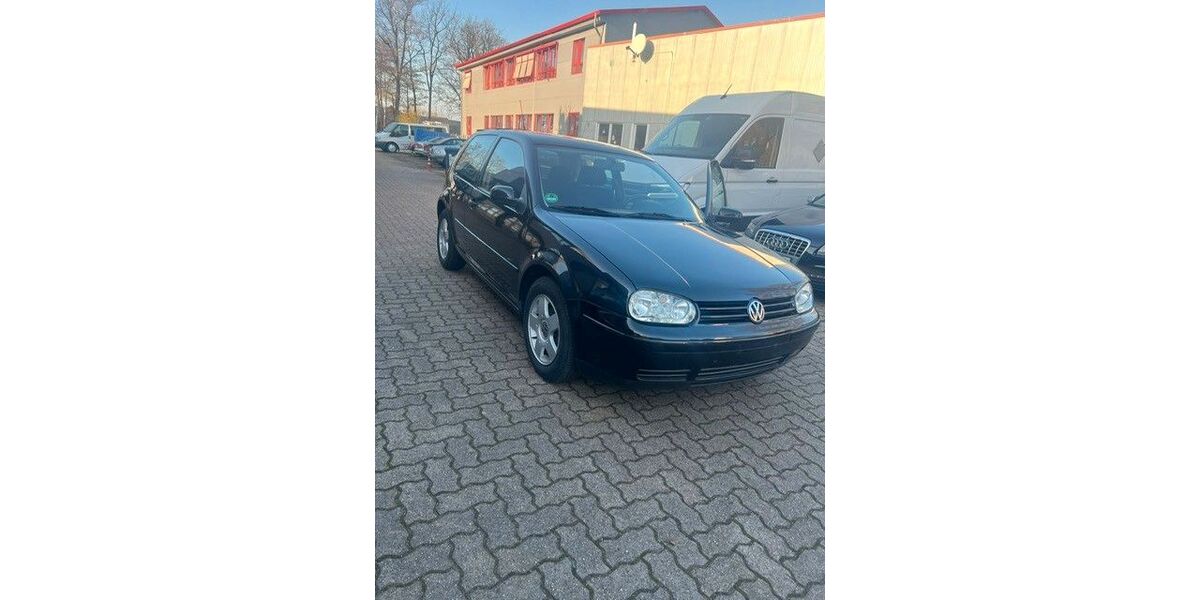VW Golf 208.000 km 2.699 &euro; Seesen 38723