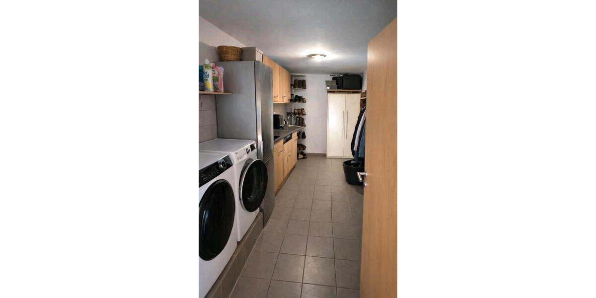 Einfamilienhaus Wadersloh - 7 Zimmer, 250 m&sup2;, 1.350&euro; | Angebot:25571291