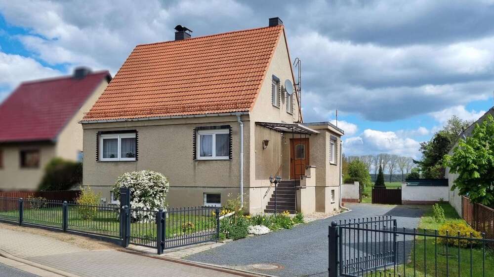 Einfamilienhaus Herzberg - 5 Zimmer, 110 m&sup2;, 164.000&euro; | Angebot:26336306