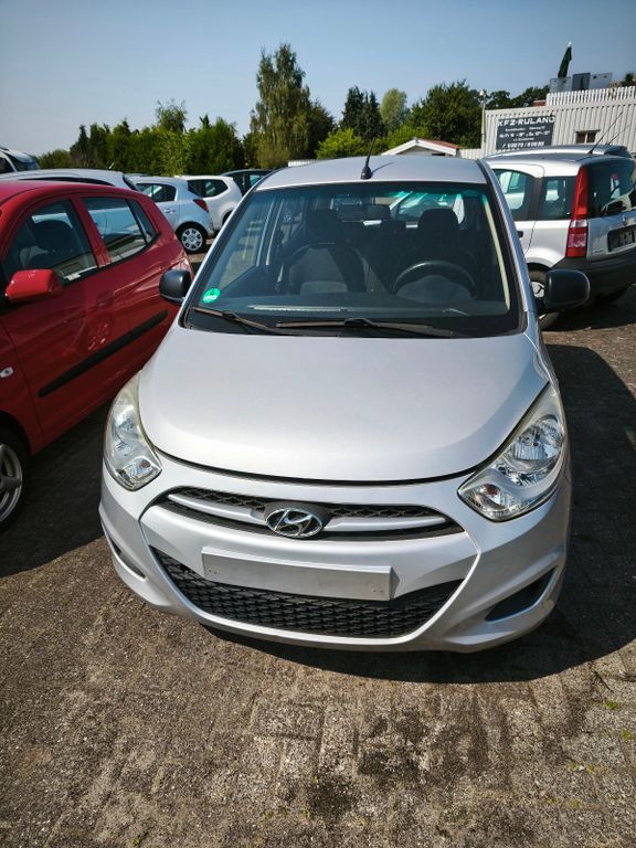 i10
