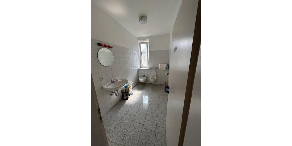 Gewerbeobjekt Metzingen - 2.600&euro; | Angebot:26268572