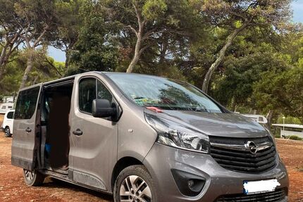 Opel Vivaro 192.000 km 11.300 &euro; Mössingen 72116