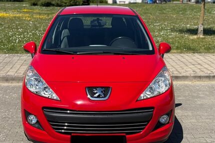 Peugeot 207 90.000 km 3.600 &euro; Offenburg 77656