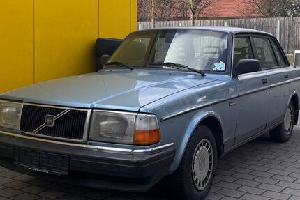 Volvo 240 270.000 km 3.500 &euro; München 81927