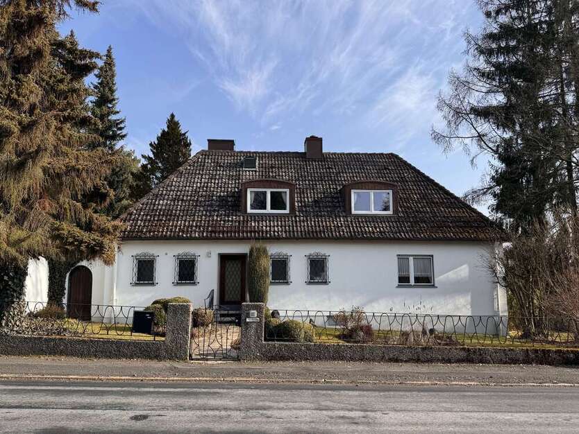 Haus zum Kaufen in Marktredwitz 529.000 € 185 m²