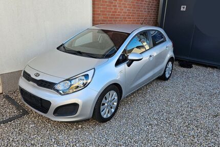 Kia Rio 201.000 km 3.350 &euro; Bergheim 50126