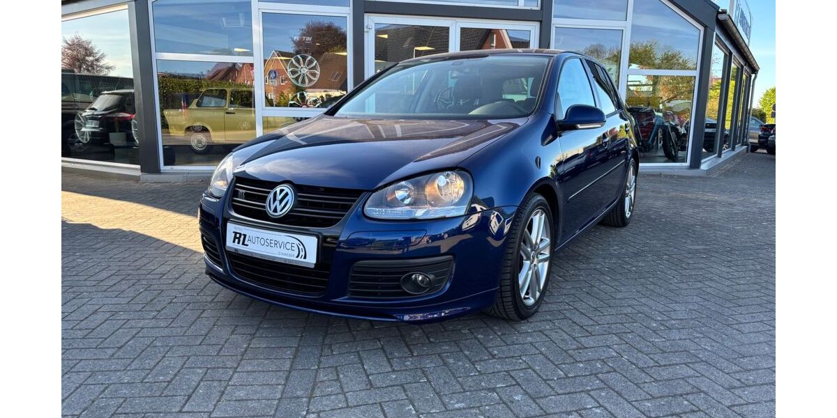 VW Golf 54.000 km 9.900 &euro; Löningen 49624