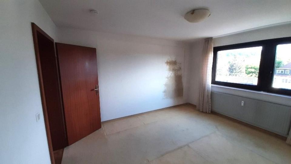 Einfamilienhaus Lauffen am Neckar - 3.5 Zimmer, 101 m&sup2;, 385.000&euro; | Angebot:24383529