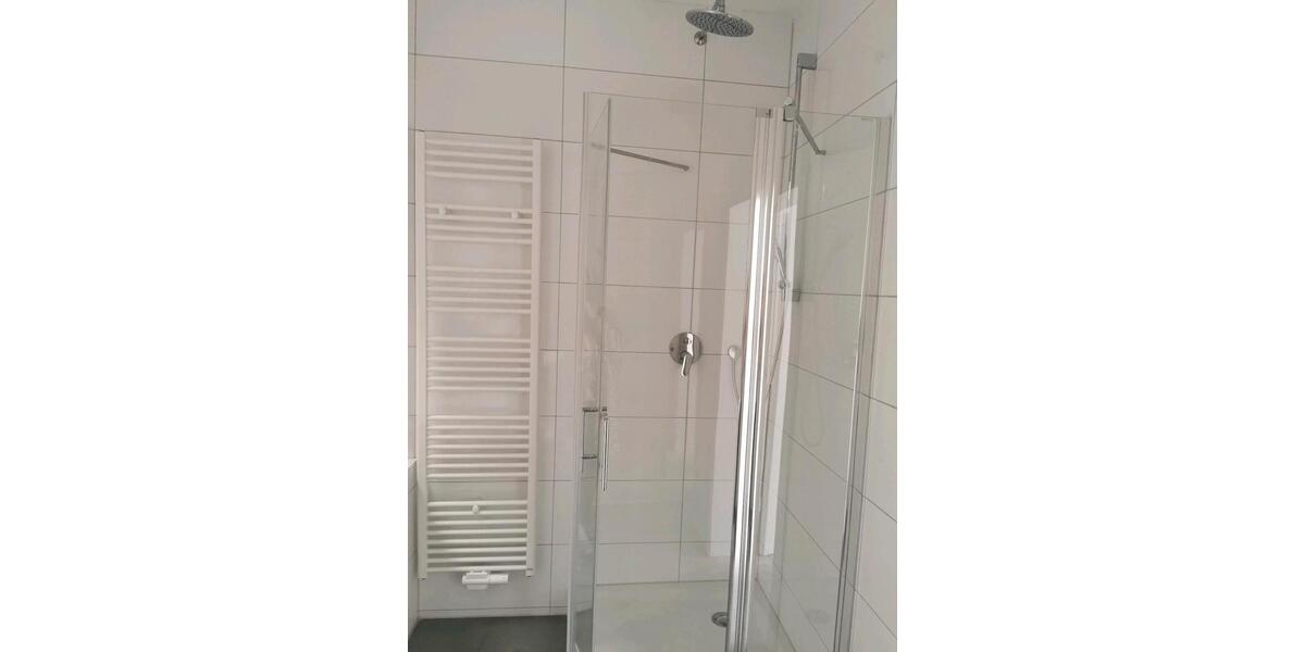 Erdgeschoßwohnung Lage - 3 Zimmer, 82 m&sup2;, 790&euro; | Angebot:26301727