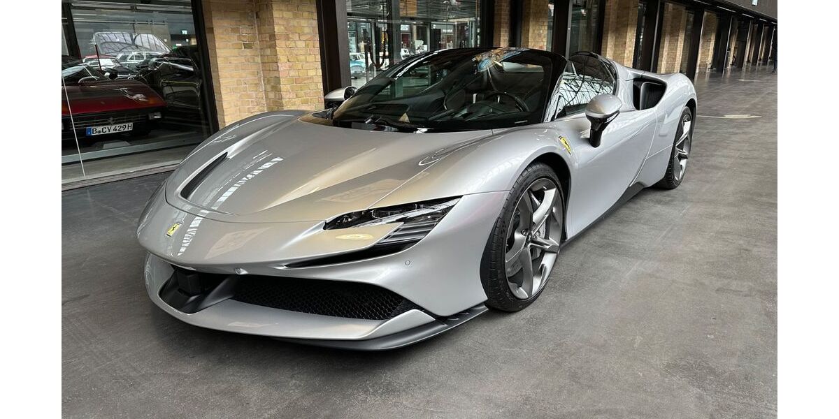 Ferrari SF90 7.500 km 429.900 &euro; Berlin 10553