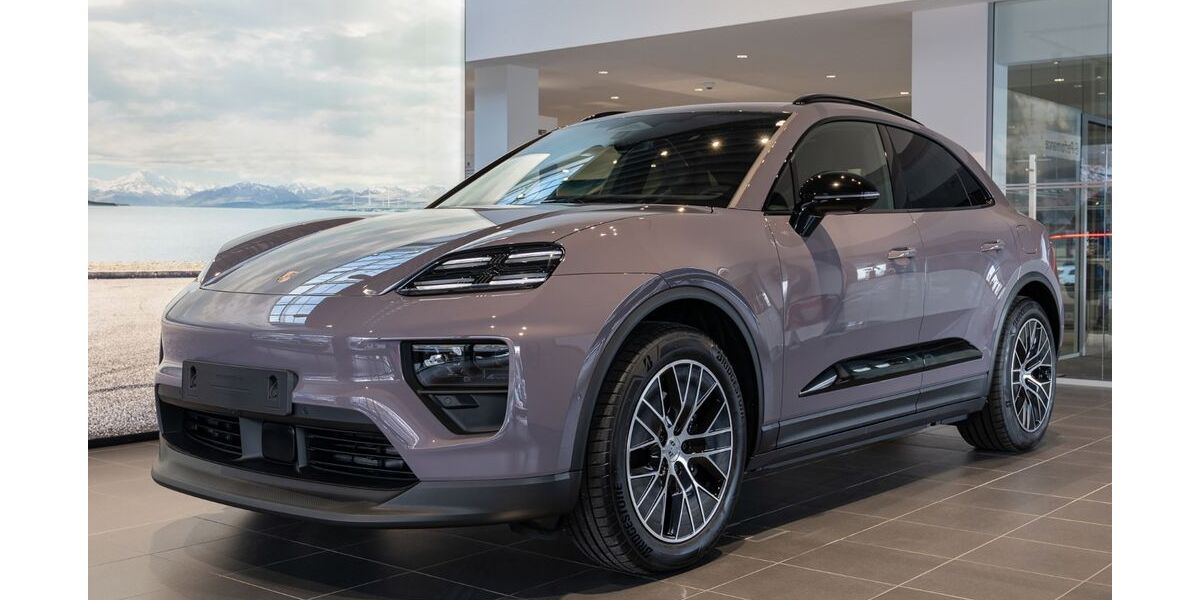 Porsche Macan 9.900 km 98.096 &euro; Göppingen 73037