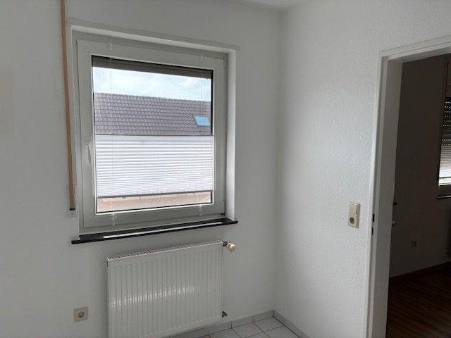 Etagenwohnung Mehlingen - 3 Zimmer, 56 m&sup2;, 400&euro; | Angebot:26408448
