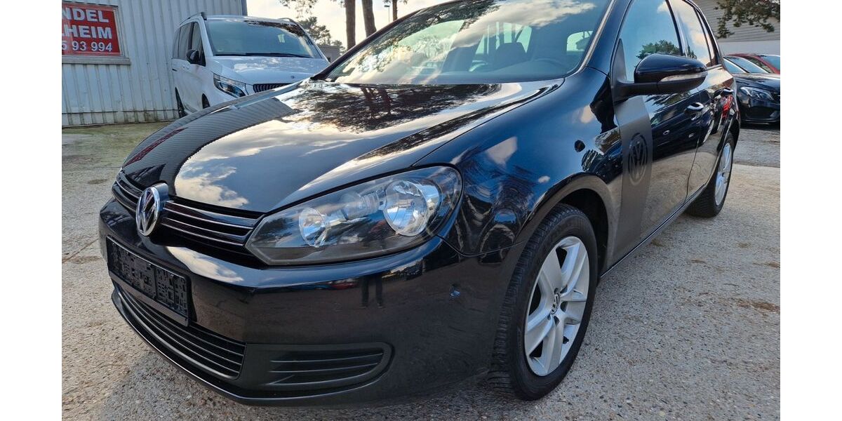 VW Golf 159.321 km 8.888 &euro; Berlin 12559