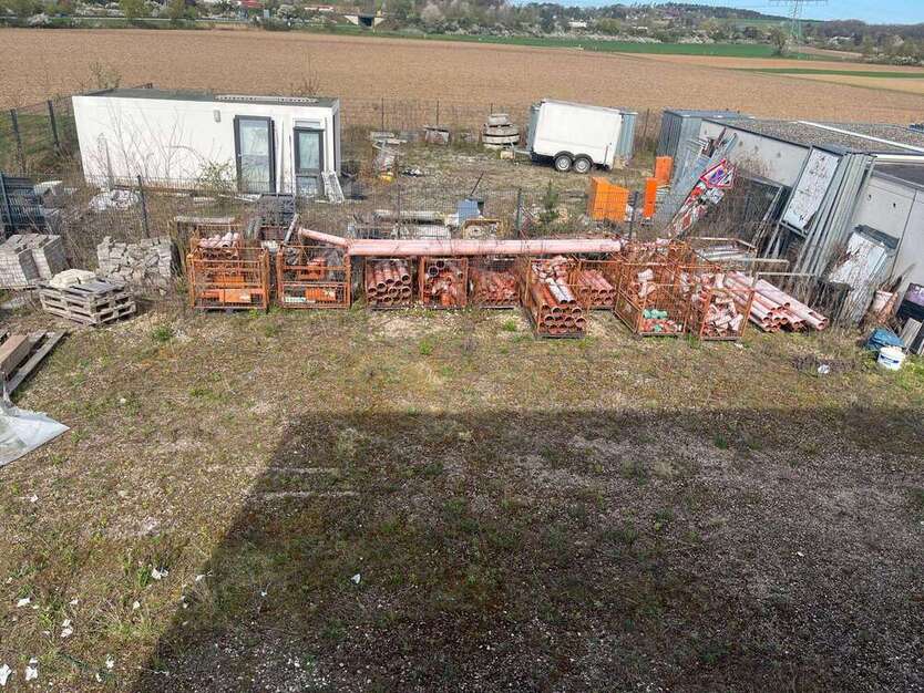 Grundstück in Regenstauf 170.000 € 704 m² zimmer