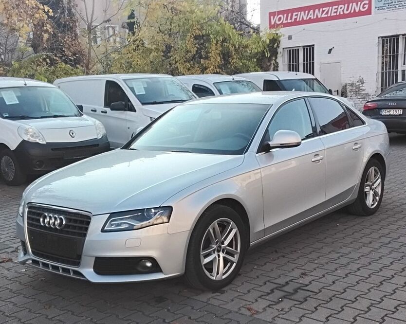 Audi A4 242.300 km 5.450 € Berlin 13409
