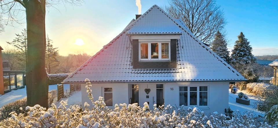 Einfamilienhaus Flintbek - 5 Zimmer, 184 m&sup2;, 2.400&euro; | Angebot:26255590