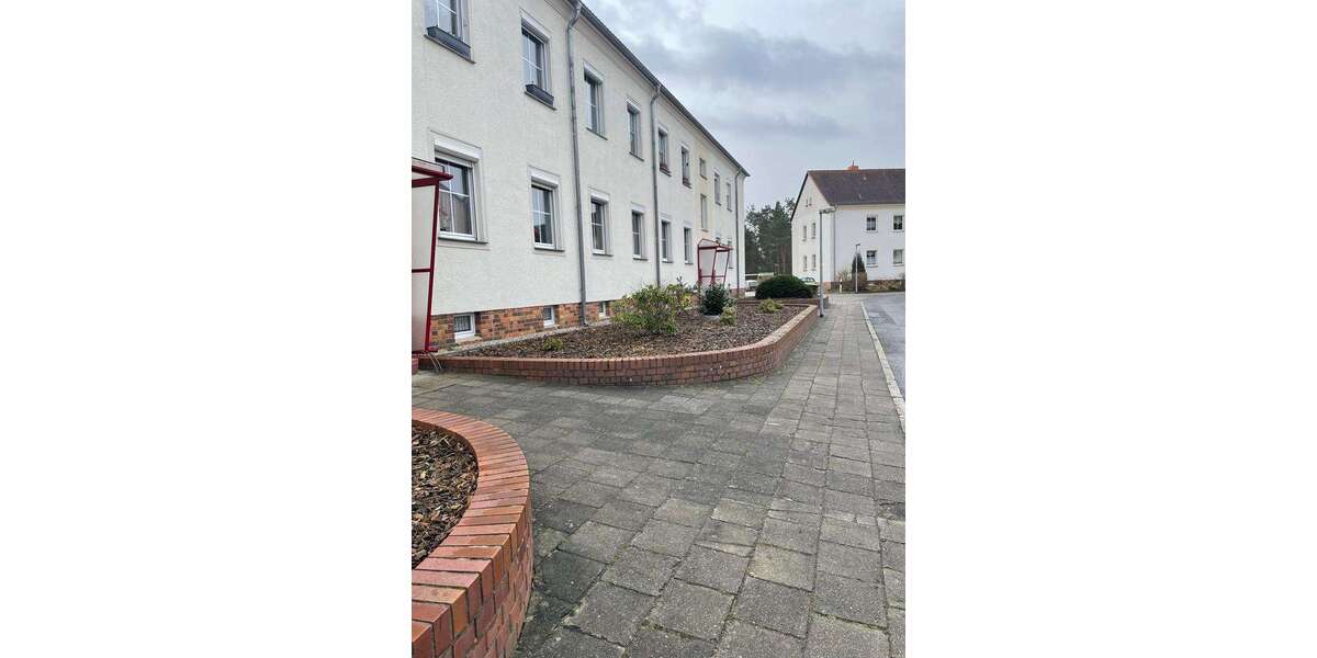 Etagenwohnung Ruhland - 3 Zimmer, 63 m&sup2;, 54.900&euro; | Angebot:26302011