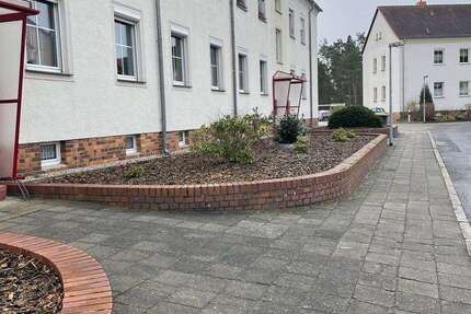 Wohnung Ruhland - 3 Zimmer, 63 m&sup2;, 54.900&euro; | Angebot:26302011