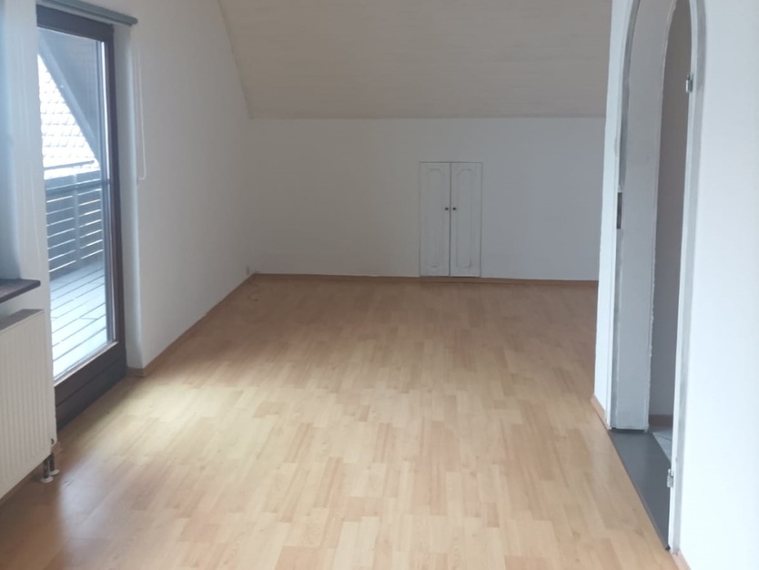 Ihr Familienparadies: 1-2 -Familienhaus in Ulm-Jungingen mit viel Platz und einem großzügigen Garten