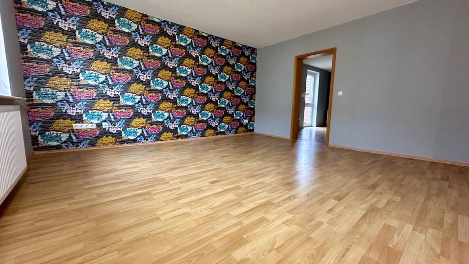 Bauernhaus, Landhaus Wolfhagen - 6.5 Zimmer, 200 m&sup2;, 229.000&euro; | Angebot:26379919