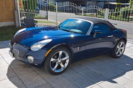 Pontiac Solstice 143.755 km 9.950 &euro; Zeitz 06712