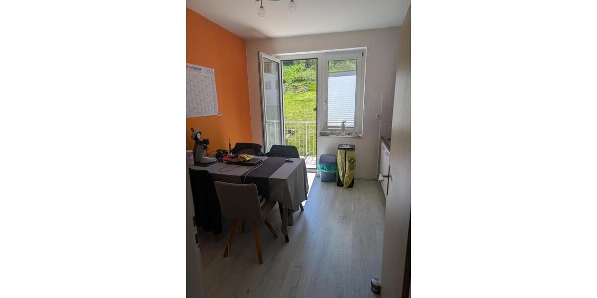 Etagenwohnung Werdohl - 2 Zimmer, 65 m&sup2;, 390&euro; | Angebot:26396542