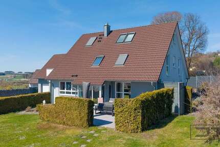 Haus Bindlach - 9 Zimmer, 322 m&sup2;, 935.000&euro; | Angebot:25826631