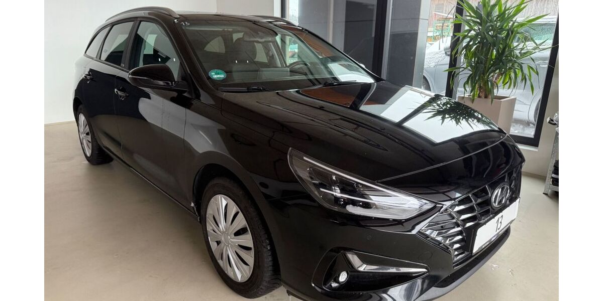 Hyundai i30 97.000 km 13.990 &euro; Rohrdorf-Thansau 83101