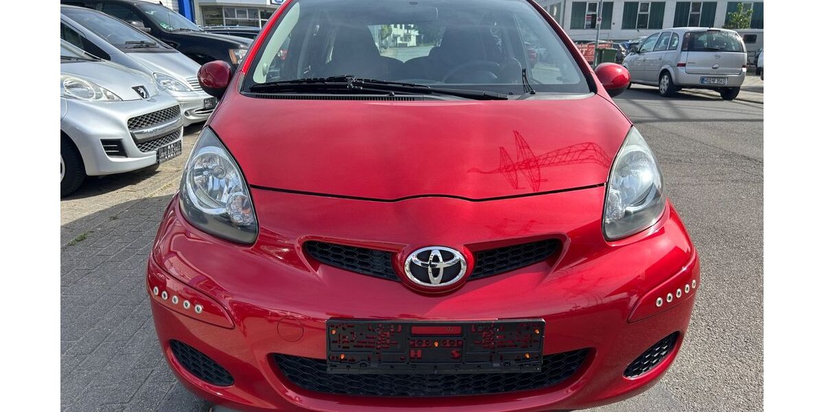 Toyota Aygo (X) 102.386 km 3.999 &euro; Sandhausen 69207