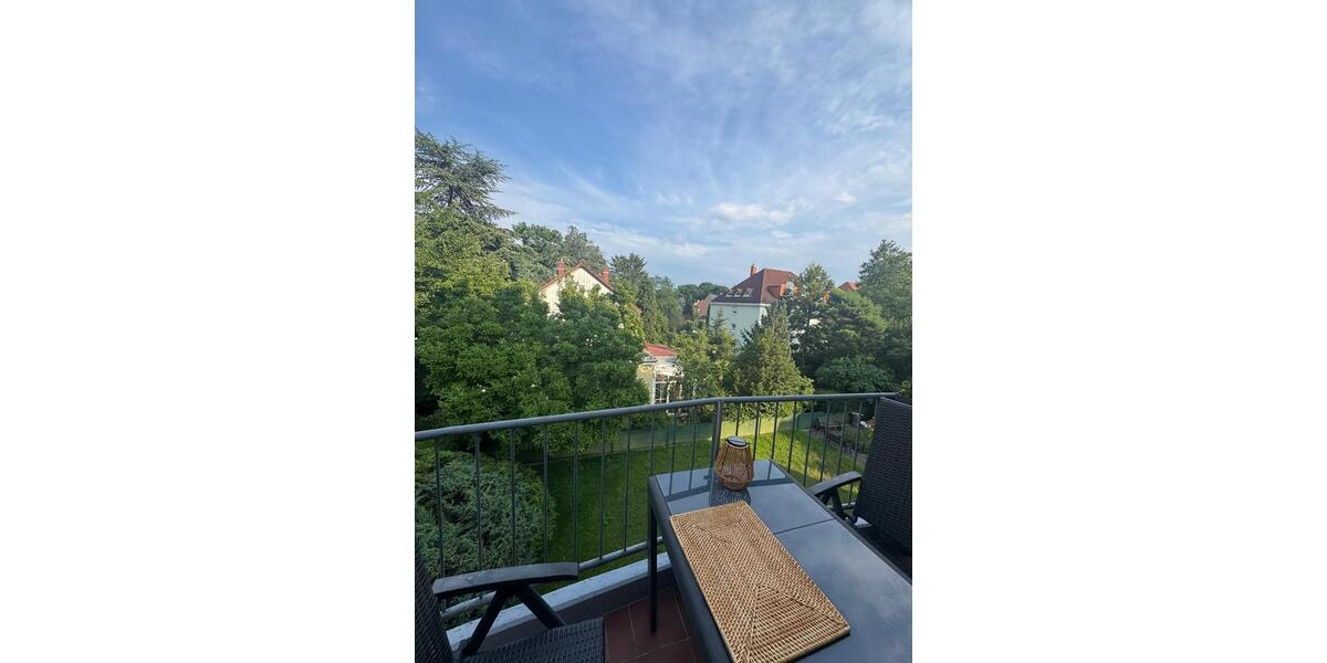 Etagenwohnung Dresden Leuben - 2 Zimmer, 60 m&sup2;, 240.000&euro; | Angebot:27083463