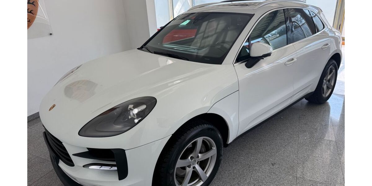 Porsche Macan 87.680 km 37.980 &euro; Hallbergmoos 85399