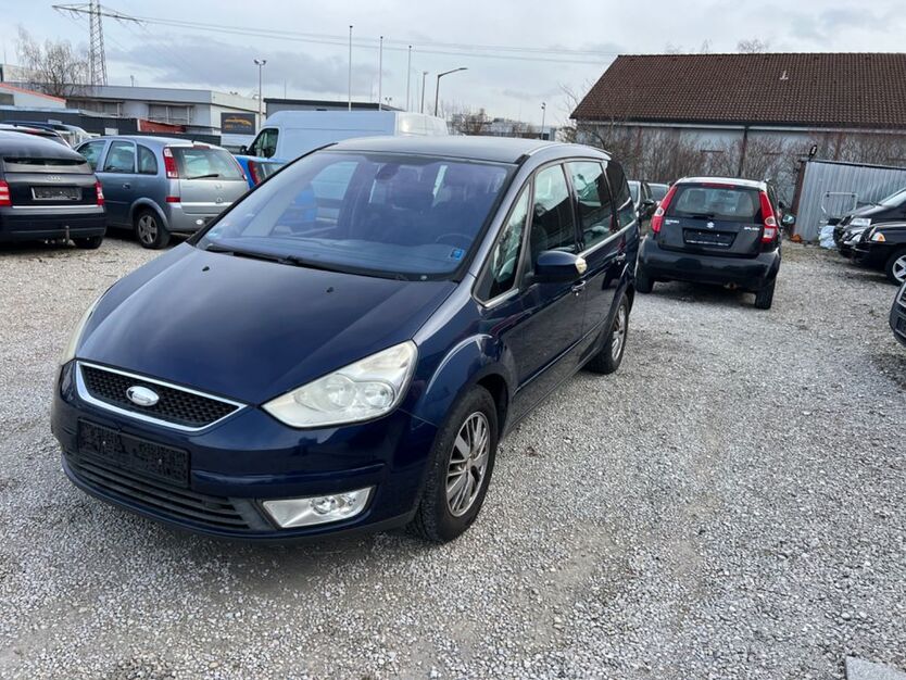 Ford Galaxy 198.000 km 6.800 € Neumarkt 92318
