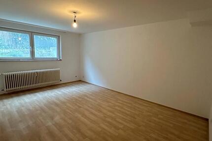 2 Zimmer Wohnung Souterrain zu vermieten 2 zimmer