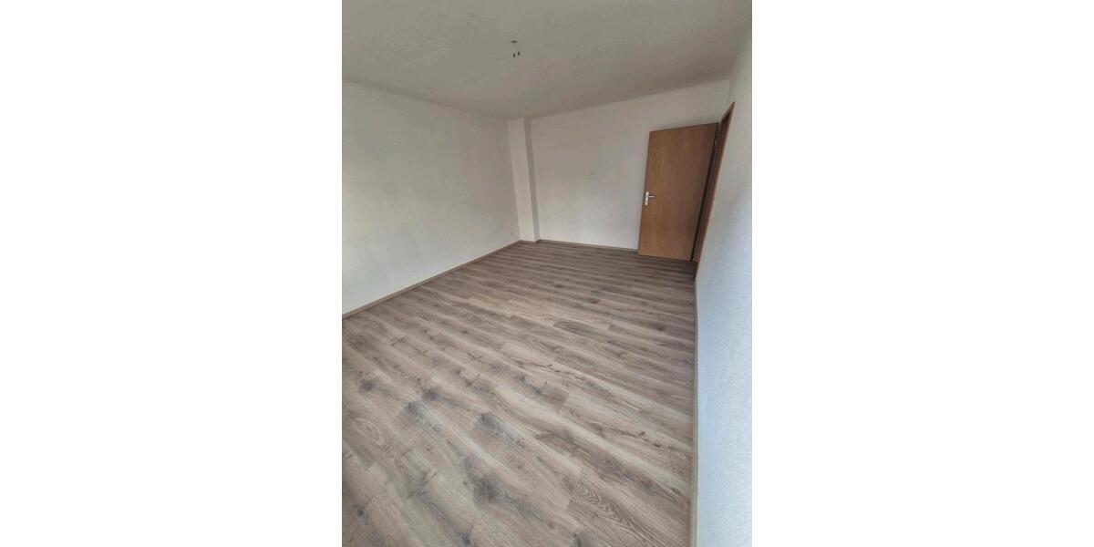 Etagenwohnung Bous - 3 Zimmer, 74 m&sup2;, 680&euro; | Angebot:26612823