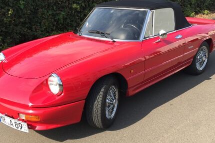Alfa Romeo Spider 112.500 km 19.699 € Marburg 35039