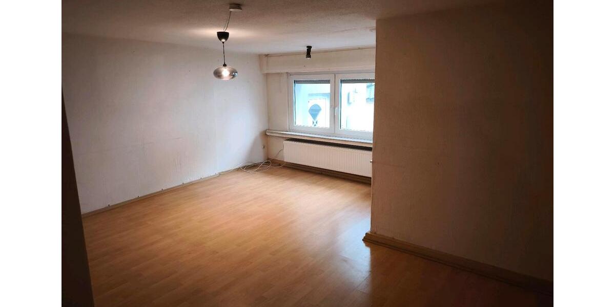 Einfamilienhaus Arnsberg Rusch - 8 Zimmer, 160 m&sup2;, 1.000&euro; | Angebot:25307301