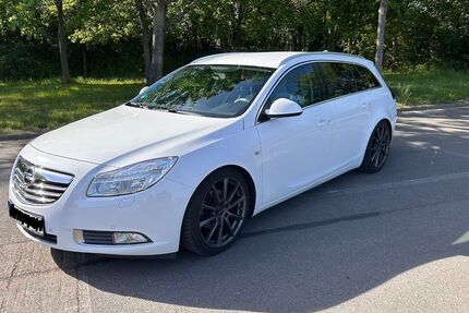 Opel Insignia 170.000 km 8.500 &euro; Hoyerswerda 02977