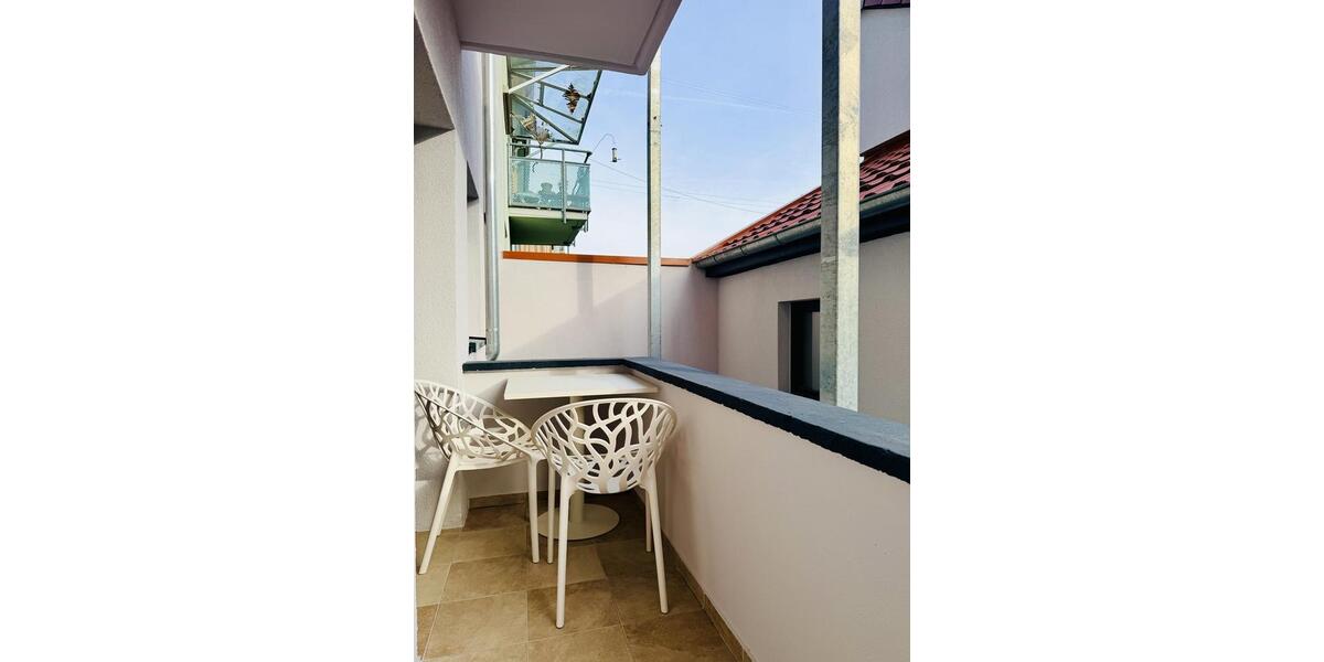 Mehrfamilienhaus, Wohnhaus Karlsruhe Innenstadt-Ost - 8 Zimmer, 190 m&sup2;, 8.000&euro; | Angebot:26640853