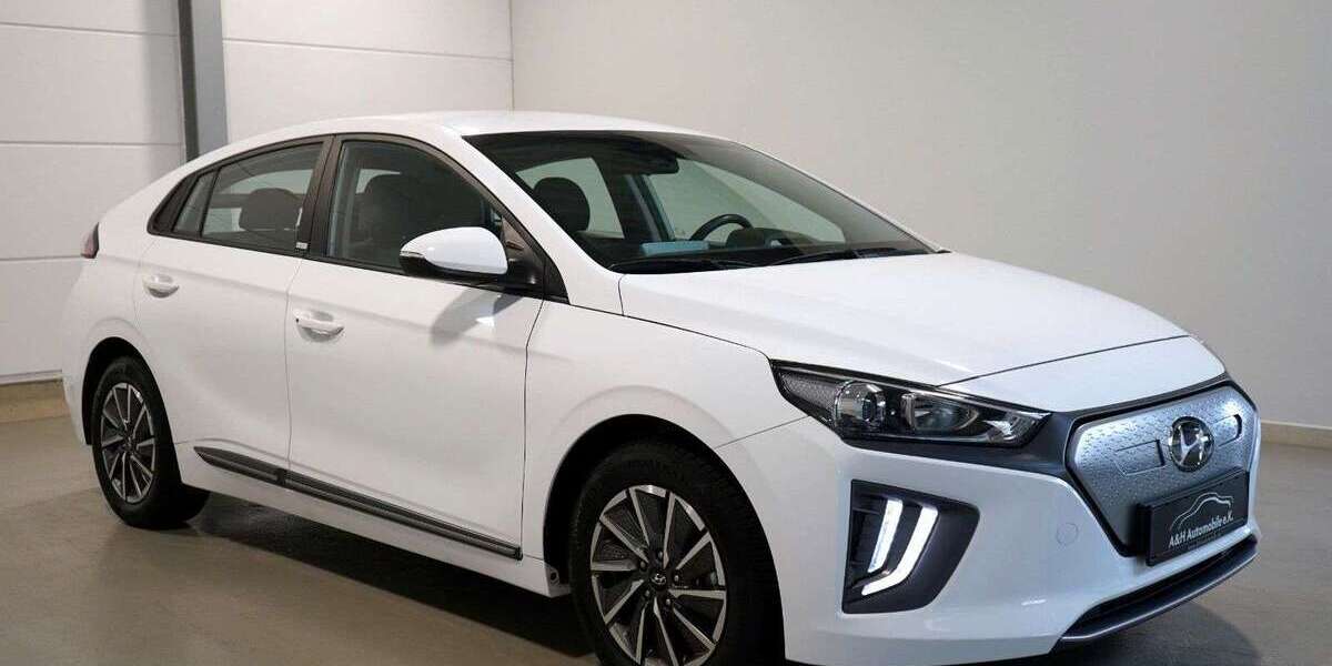 Hyundai IONIQ 30.622 km 15.850 &euro; Hürth bei Köln 50354