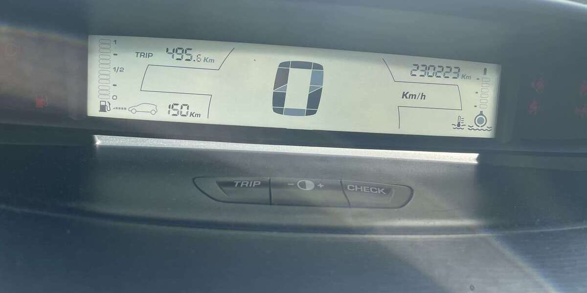 Citroen C4 230.000 km 2.800 &euro; Mühlacker 75417