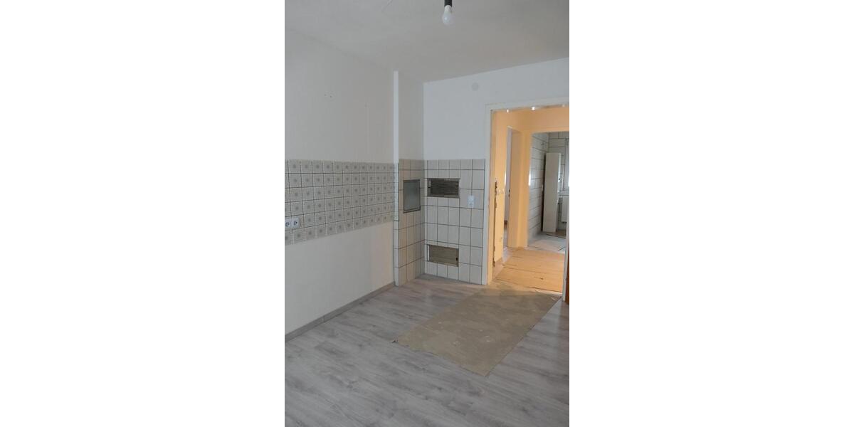 Erdgeschoßwohnung Münsingen - 3 Zimmer, 80 m&sup2;, 850&euro; | Angebot:26153650
