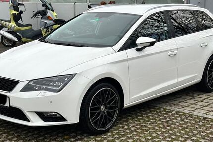Seat Leon 85.300 km 12.000 &euro; Unterschleißheim 85716