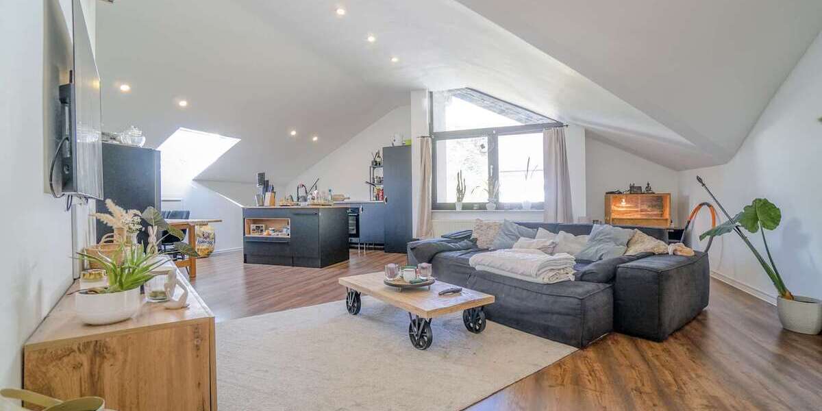 Mehrfamilienhaus mit Weitblick in bester Lage Herborn OT - Mehrfamilienhaus, Wohnhaus Herborn | Angebot:27271502